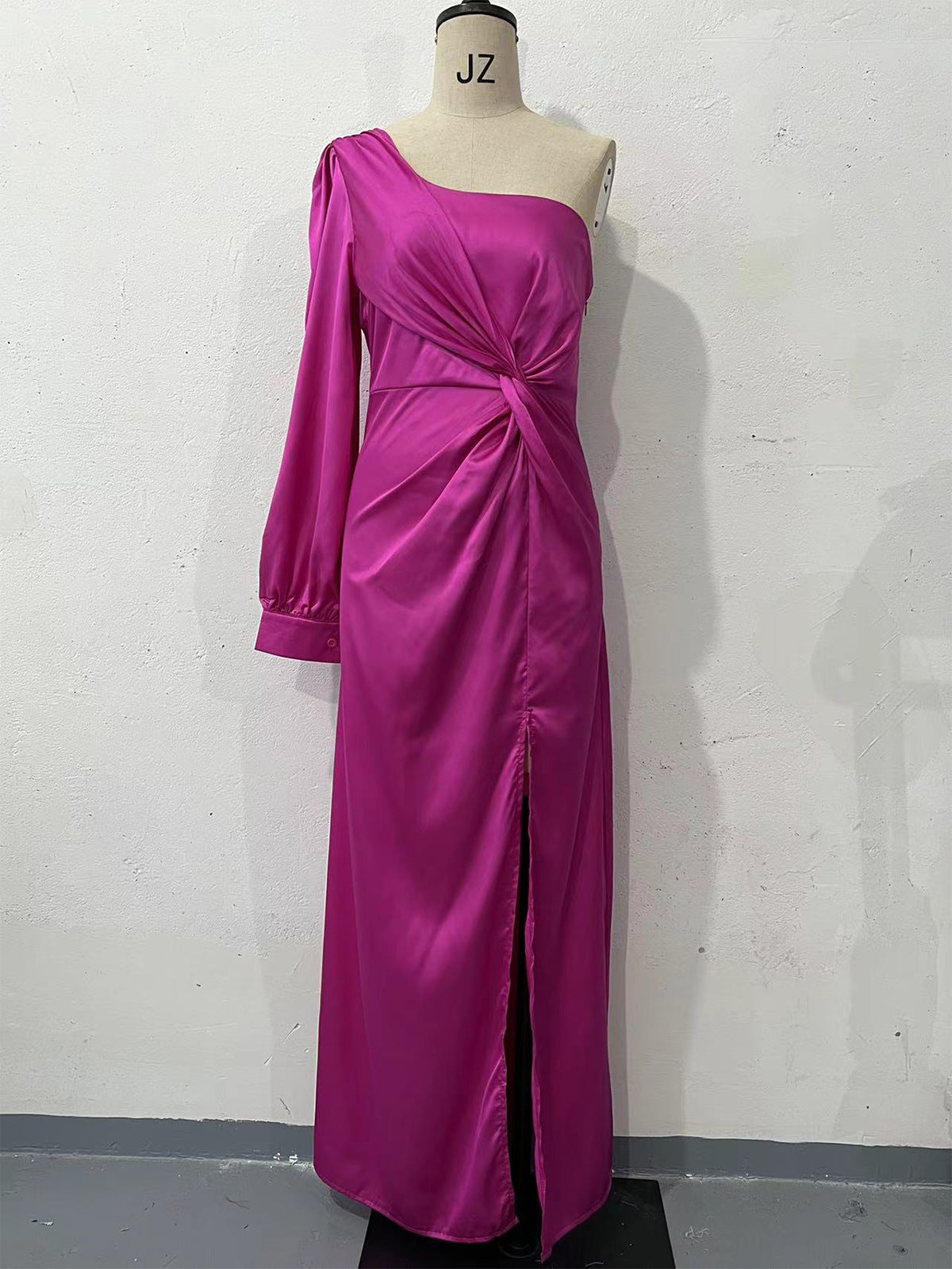 Women's One-shoulder Split Dress Ins Fashion Long-sleeved Slim Long Dresses Party Evening Clothing