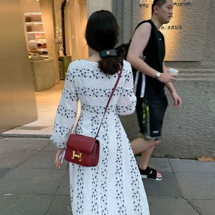 Spring And Summer New French Hit Color Retro Embroidered Long Skirt V-neck Dress