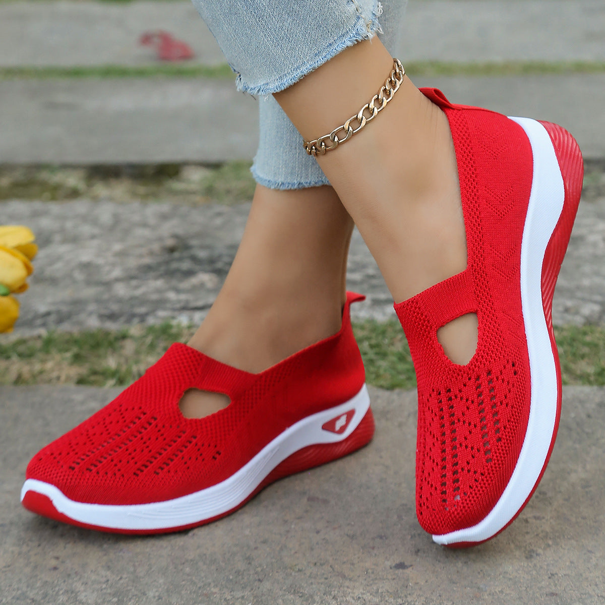 Women's Casual Shoes Soft Bottom Breathable Stylish Mom Shoes Sneaker