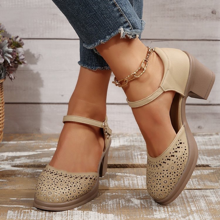 New Retro Easy Matching Hollow Out Mid Heel Toe Box Ankle-strap Buckle Pumps Women