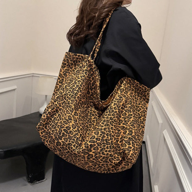 Leopard Print European And American Retro Casual Textured One-shoulder Bag