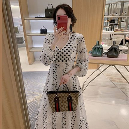 Spring And Summer New French Hit Color Retro Embroidered Long Skirt V-neck Dress